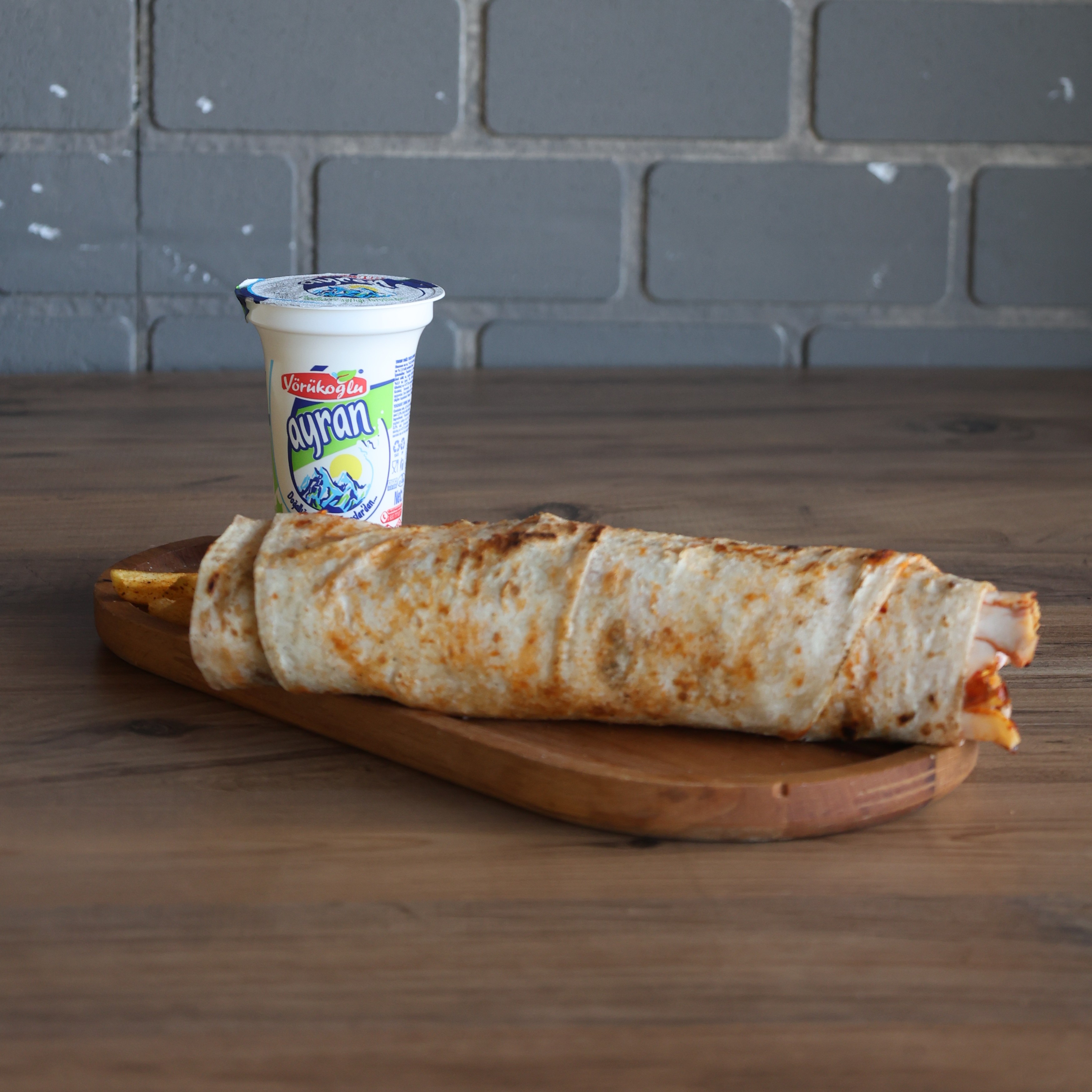 Hatay Usulü Tavuk Döner Menü